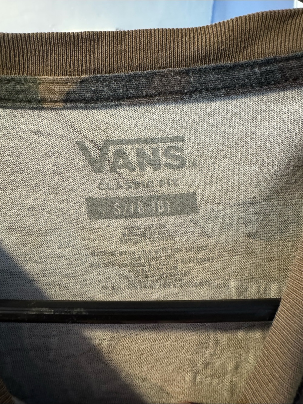 Vans tshirt - Picture 3 of 3